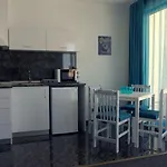 къща веси Vesea 아파트