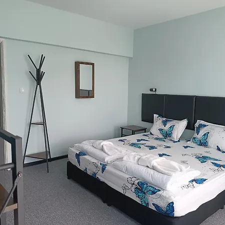 къща веси Vesea Nesebar